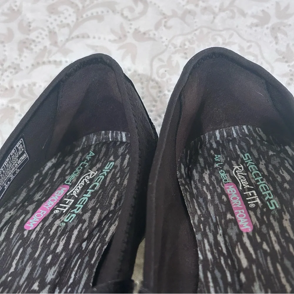 Skechers Relaxed Fit Bikers Wayfarer Women’s Comfort Slip On Black Suede Sz 8.5 - Picture 11 of 13